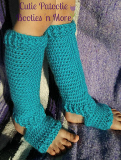 Plum Perfect Footed Crochet Leggings