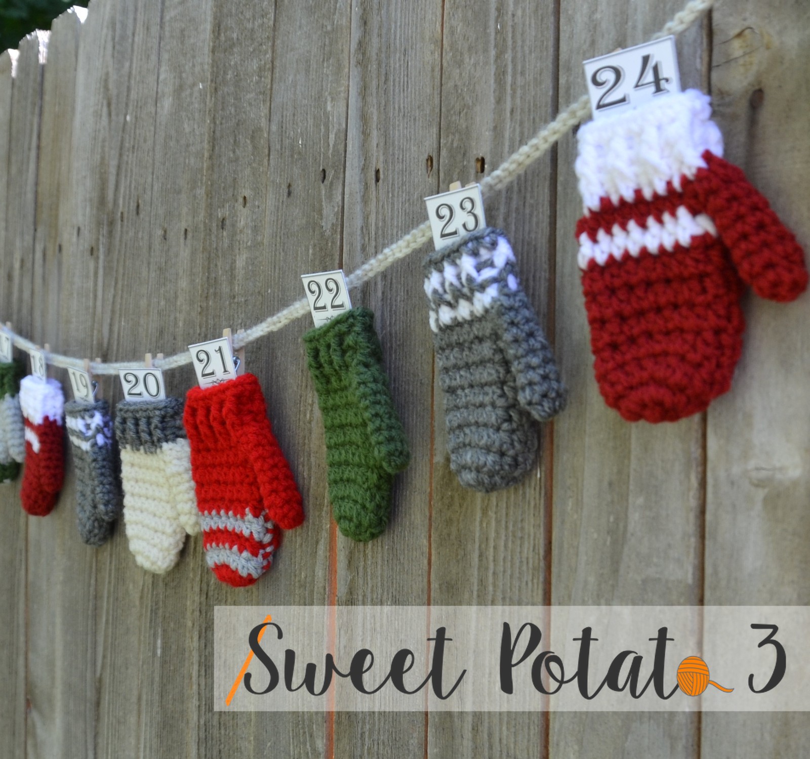 You are currently viewing Mitten Bunting & Advent Calendar Crochet Pattern