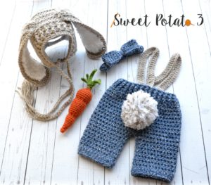 Read more about the article Bunny in Britches Set – Crochet Pattern