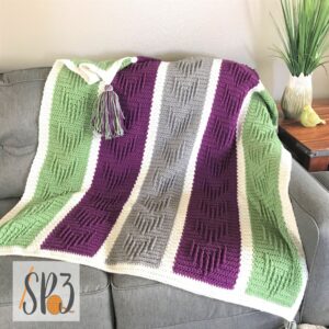 Read more about the article Chasing Arrows Blanket Crochet Pattern