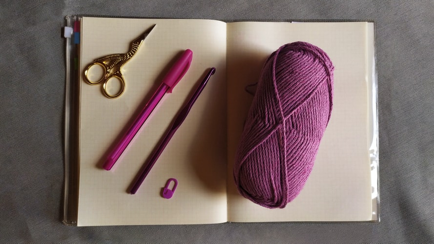 Essential knitting tools - Gathered