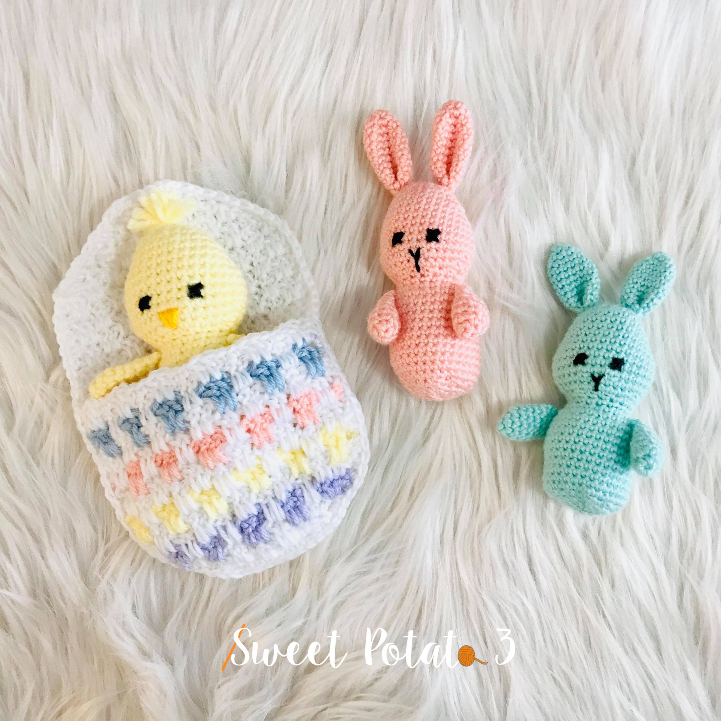You are currently viewing Easter Egg Pocket with Bunny & Chick Crochet Pattern
