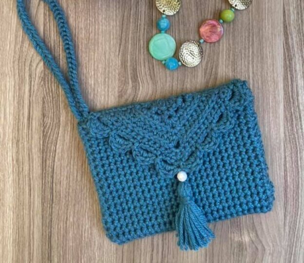 Bella Borsetta Clutch Crochet Pattern - Sweet Potato 3