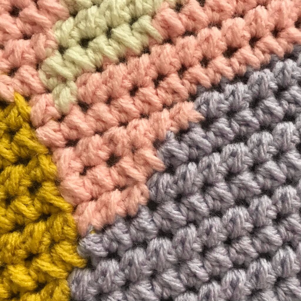 Has anyone used Bernat Pink Lagoon? Pics? My daughter would like a throw  with these colors. I think I have the yellow, denim and peach to go with  it. I am still