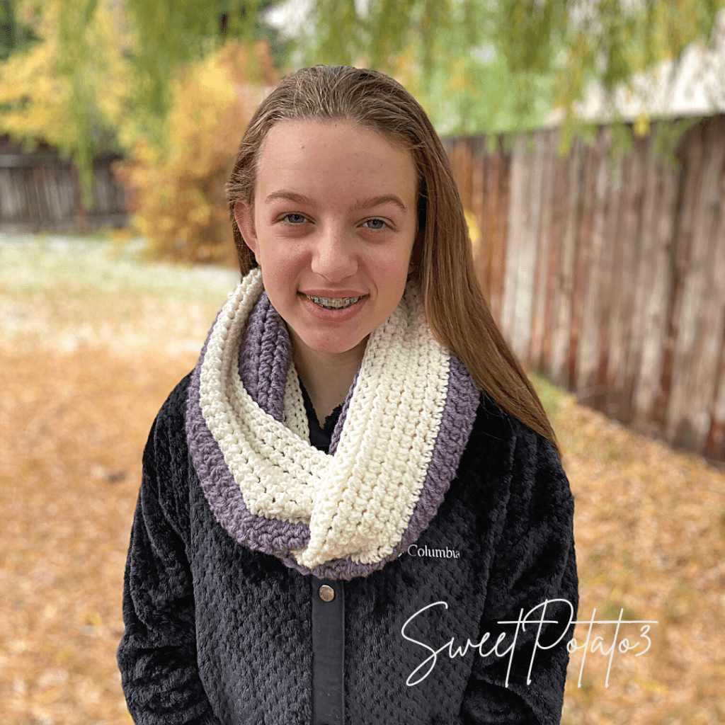 Knotted Half Double Crochet Cowl