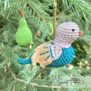 A Partridge In A Pear Tree – Crochet Christmas Ornaments - Sweet Potato 3