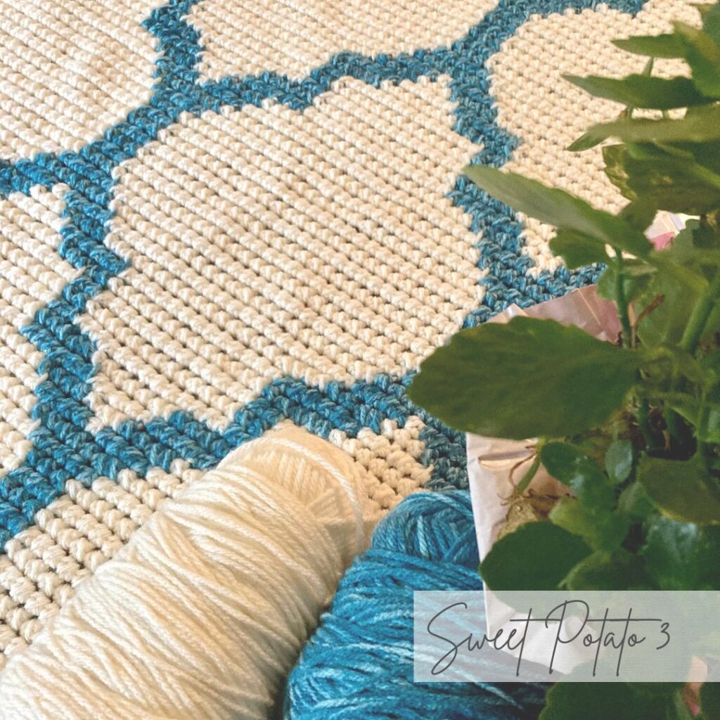 arabesque crochet blanket