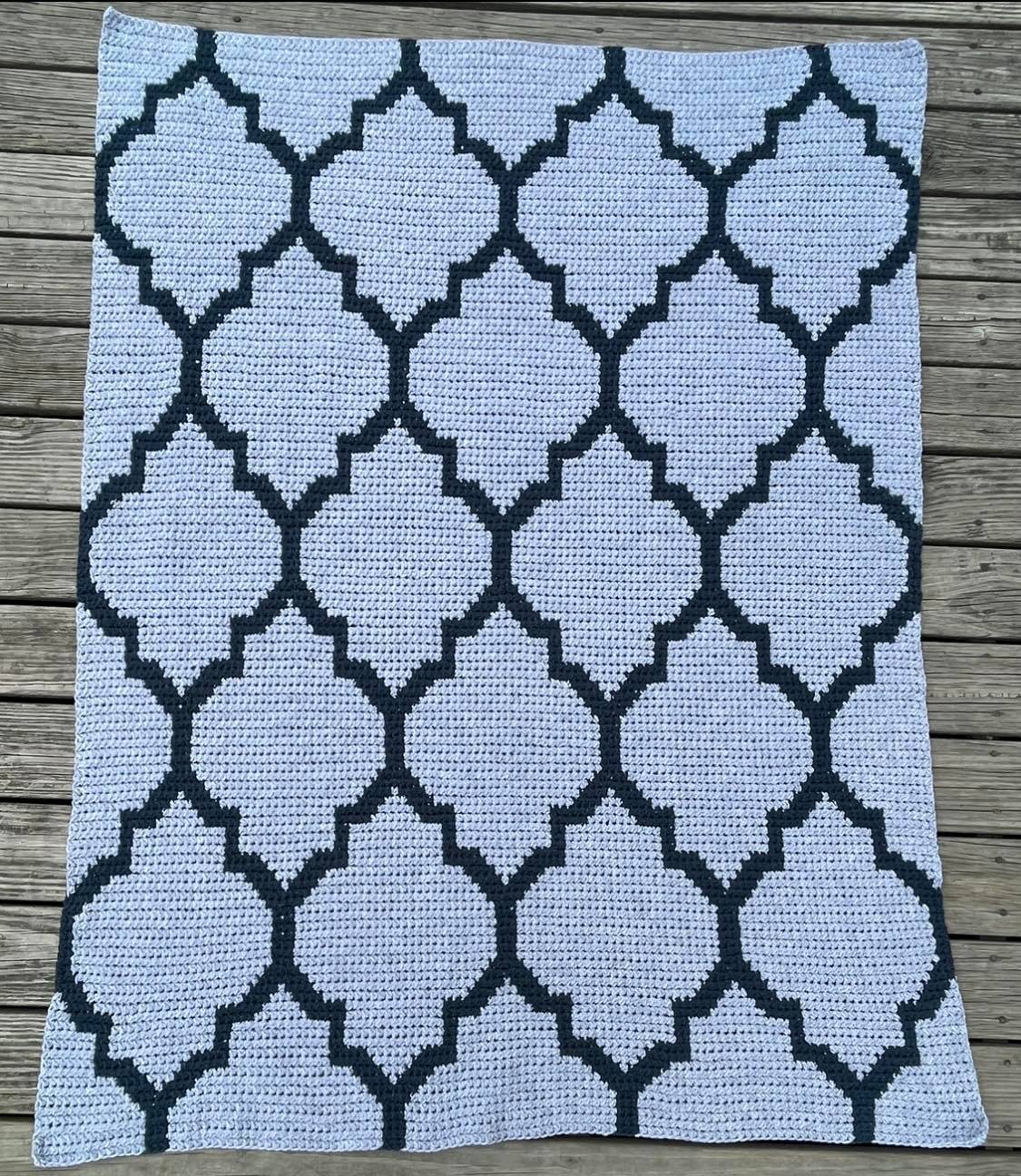 Arabesque Geometric Blanket