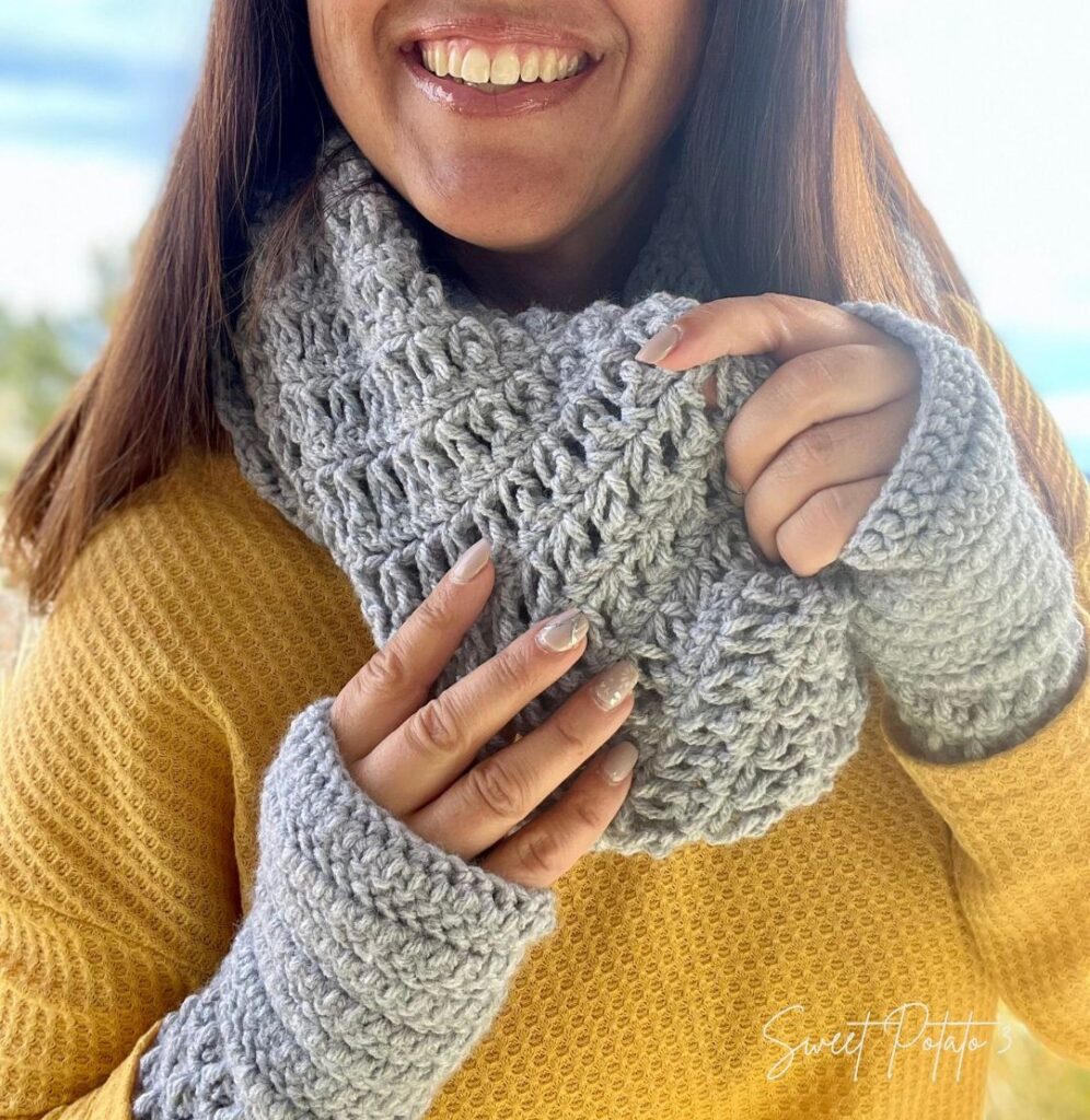 Loops-And-Lace-2-996x1024 Loops & Lace Scarf and Fingerless Gloves