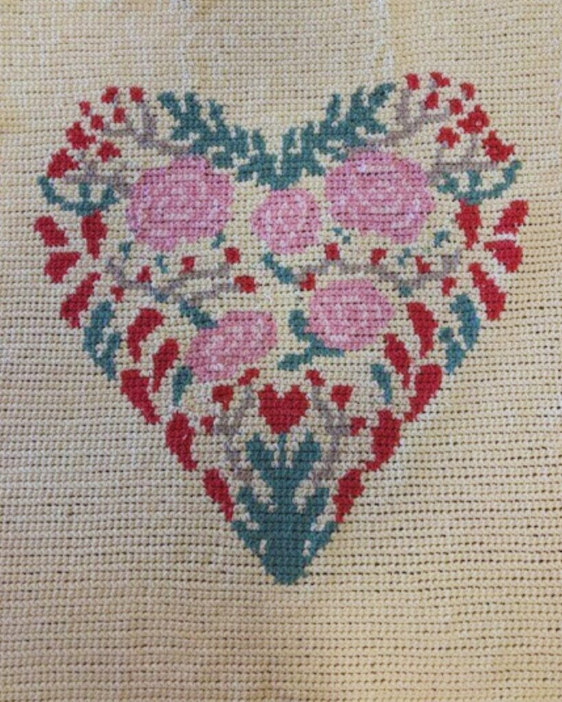 Hearts-Flowers-Baby-Blanket-3-819x1024 Hearts and Flowers Crochet Baby Blanket Pattern