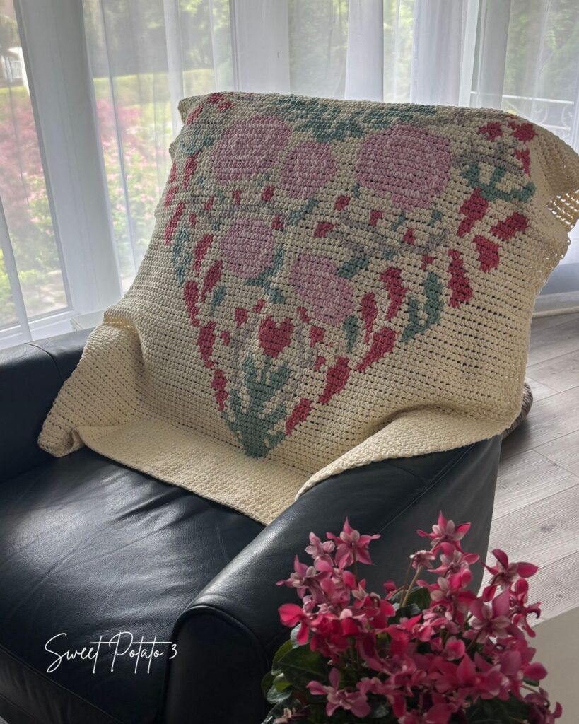 Hearts-Flowers-Baby-Blanket-4-819x1024 Hearts and Flowers Crochet Baby Blanket Pattern