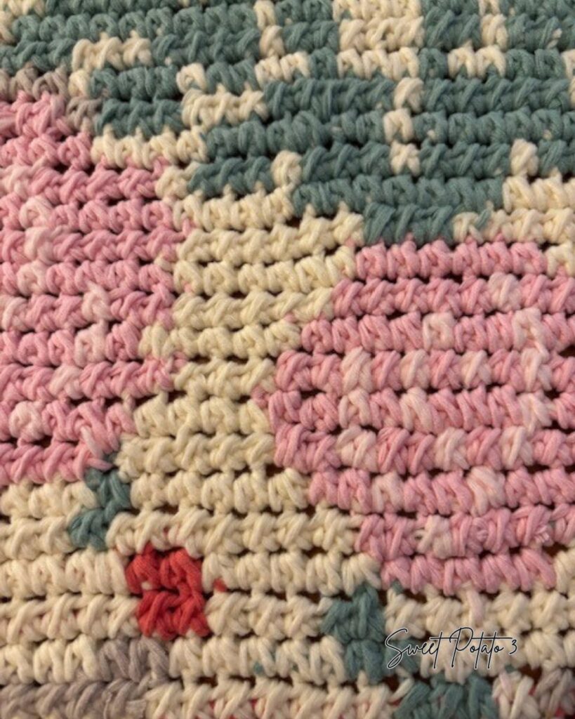 Hearts-Flowers-Baby-Blanket-5-819x1024 Hearts and Flowers Crochet Baby Blanket Pattern