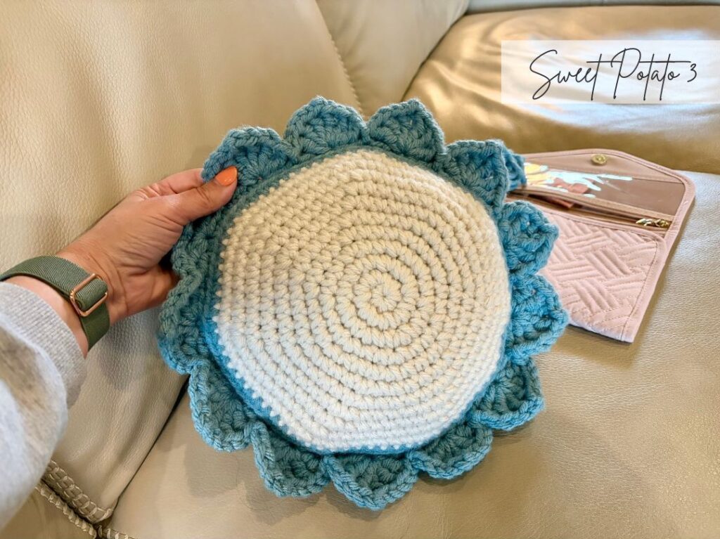 Flower-Pillow-1-1024x767 Round Flower Crochet Pillow Pattern (Free & Easy Floral Cushion)