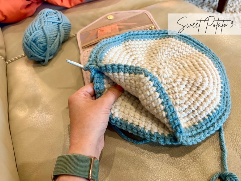 Flower-Pillow-12-1024x771 Round Flower Crochet Pillow Pattern (Free & Easy Floral Cushion)